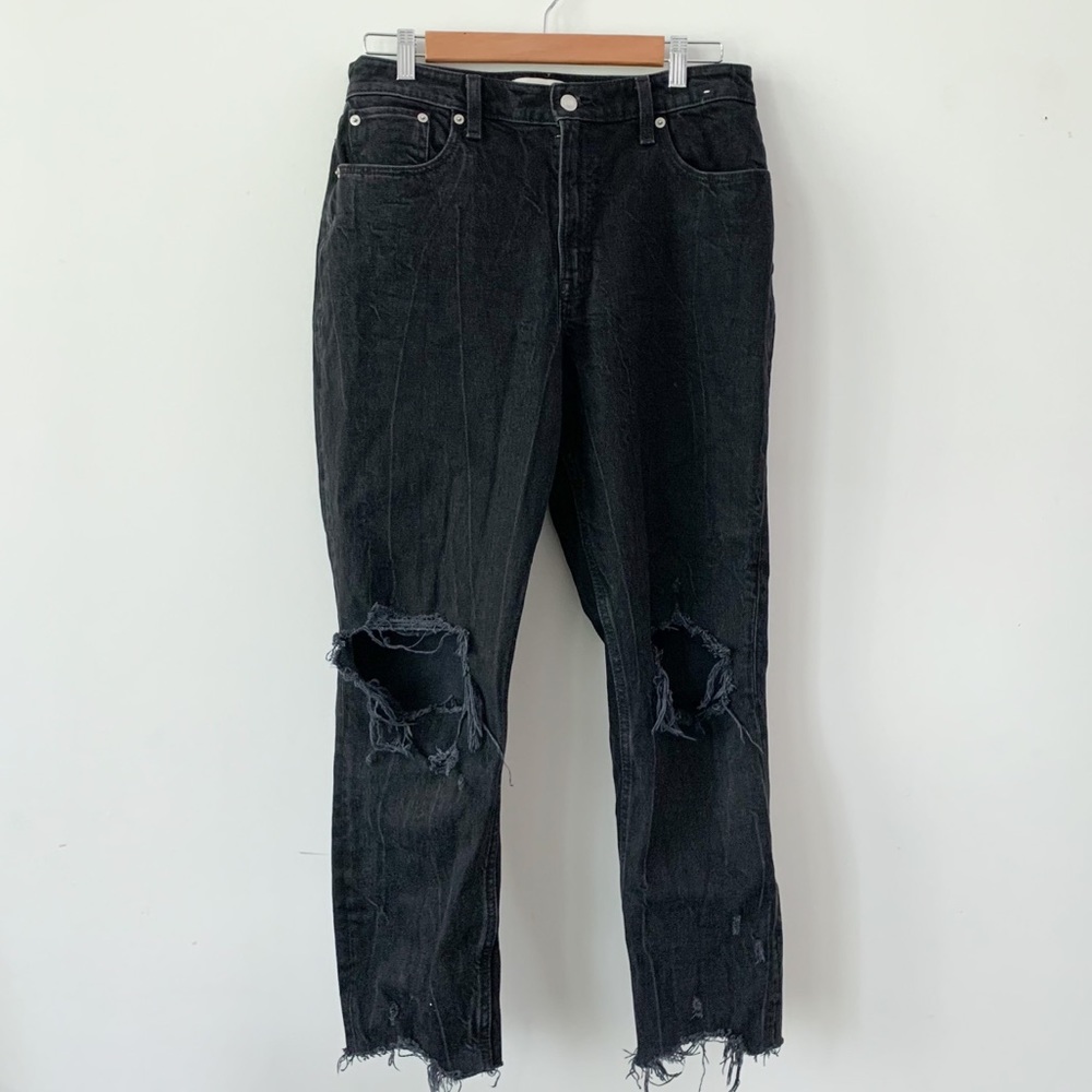 Abercrombie & Fitch Curve Love High Rise Mom Jeans size 29